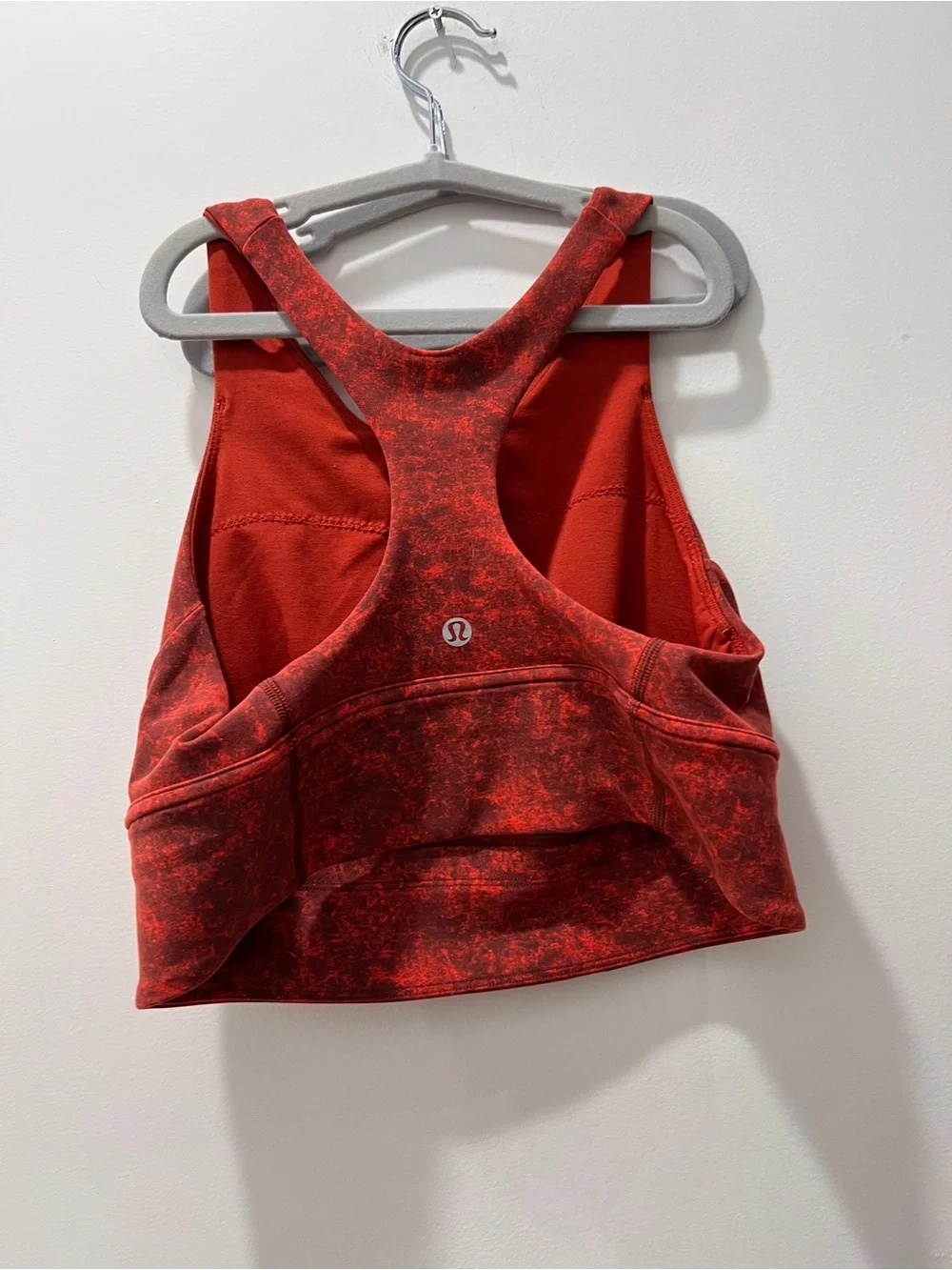 8 Lululemon Wunder Train Longline Bra, C/D Cup Denim Wash Print Autumn Red Black